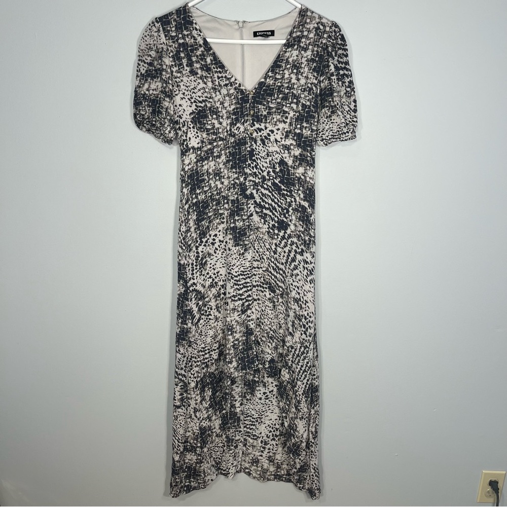 Express Dress Womens Extra Small Gray High Low Flowy Lined Snakeskin Printed